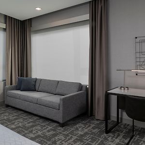Queen Studio Mobility accessible